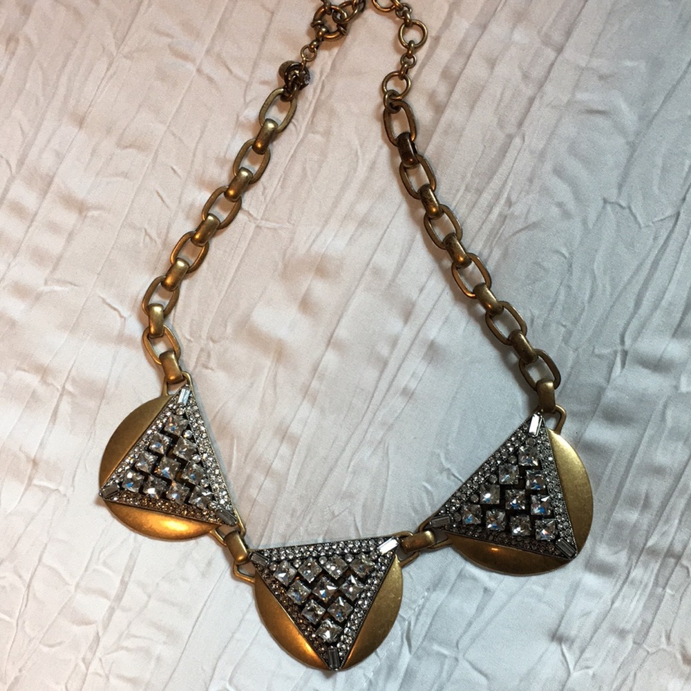 GLAMOROUS J CREW CHOKER🤍🤍🤍🤍🤍